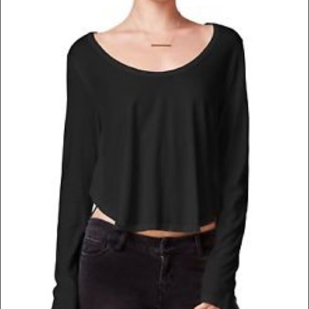 🆕 Chelsea Sky Assymetric crop top